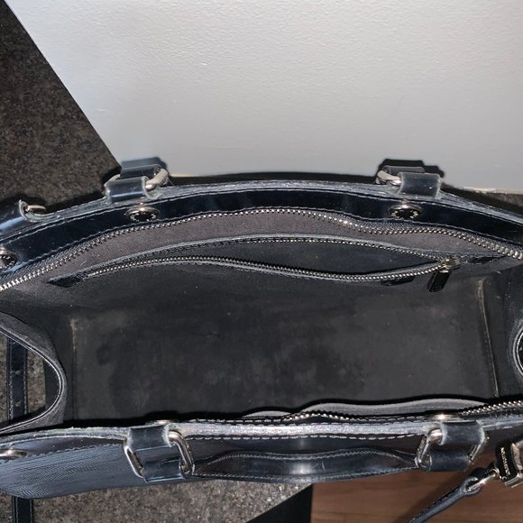 Louis Vuitton Brea MM - Epi Noir - Picture 12 of 16